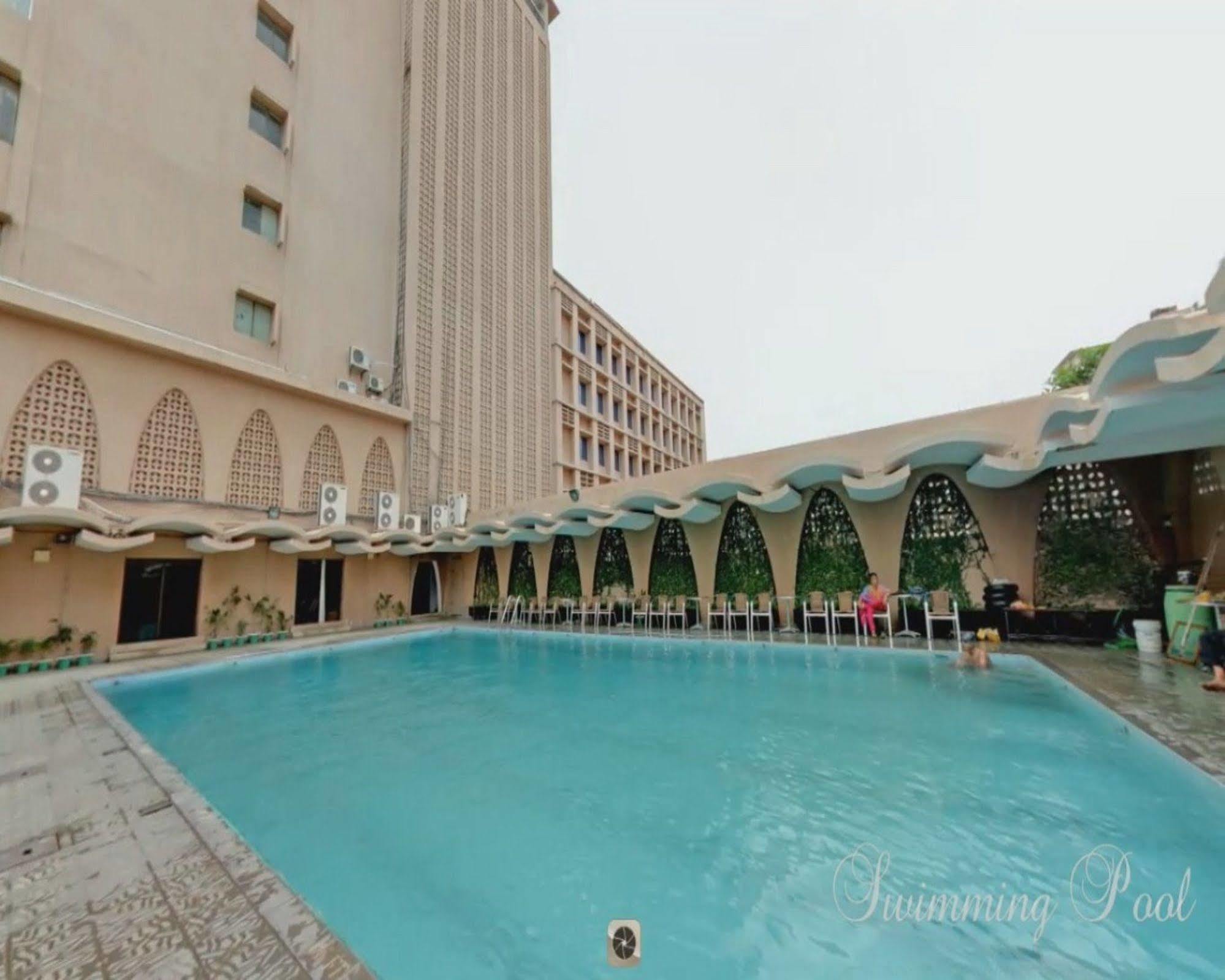 Hotel Agrabad Limited Čitágáon Exteriér fotografie